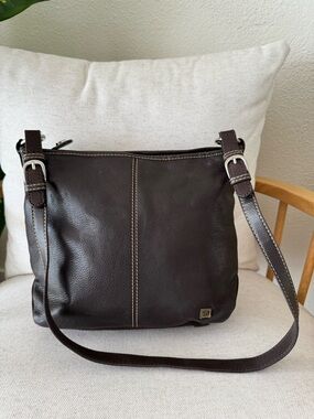 The Sak Dark Brown Pebbled 100% Cowhide Leather Shoulder Crossbody Bag Purse